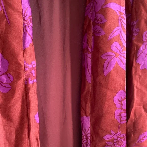 Sold❌
Zara Limited Edition Kimono - Picture 12 of 13